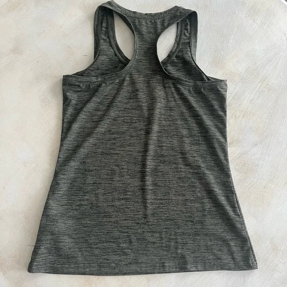 Set of Racerback Workout Tanks, XS, Fila, Amazon Basics - Picture 4 of 10